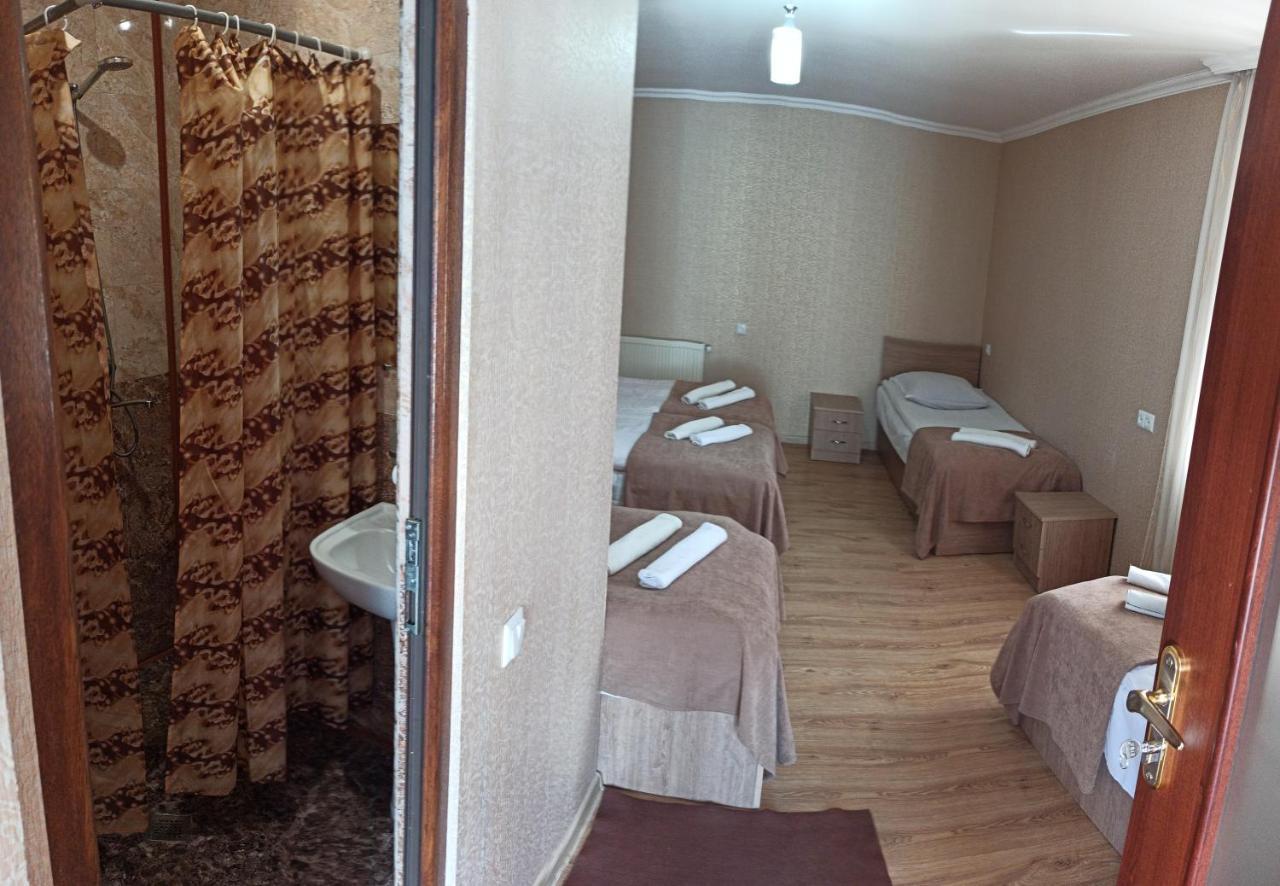 קזבגי Guest House On V. Pshavela 50 מראה חיצוני תמונה