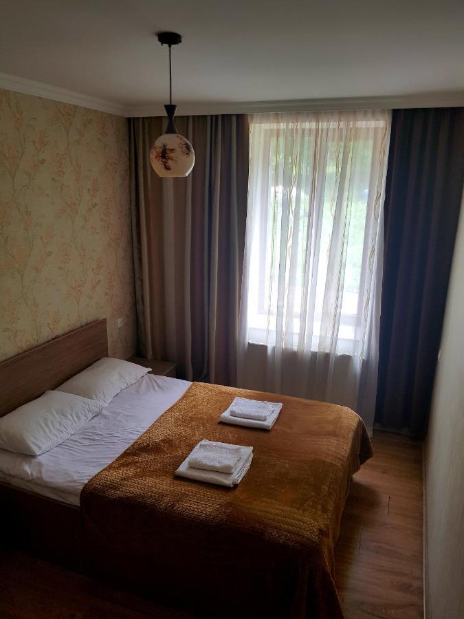 קזבגי Guest House On V. Pshavela 50 מראה חיצוני תמונה