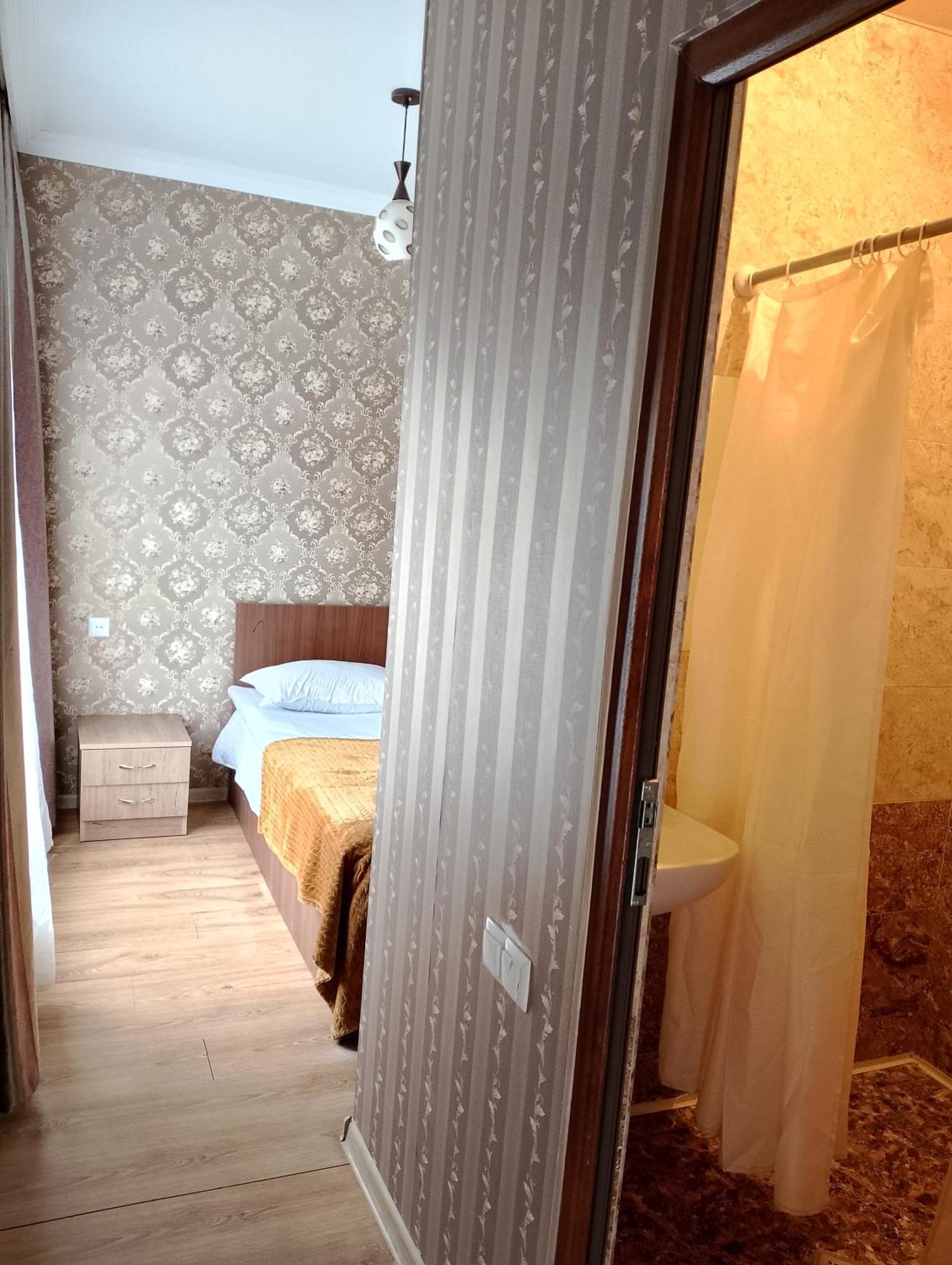 קזבגי Guest House On V. Pshavela 50 מראה חיצוני תמונה
